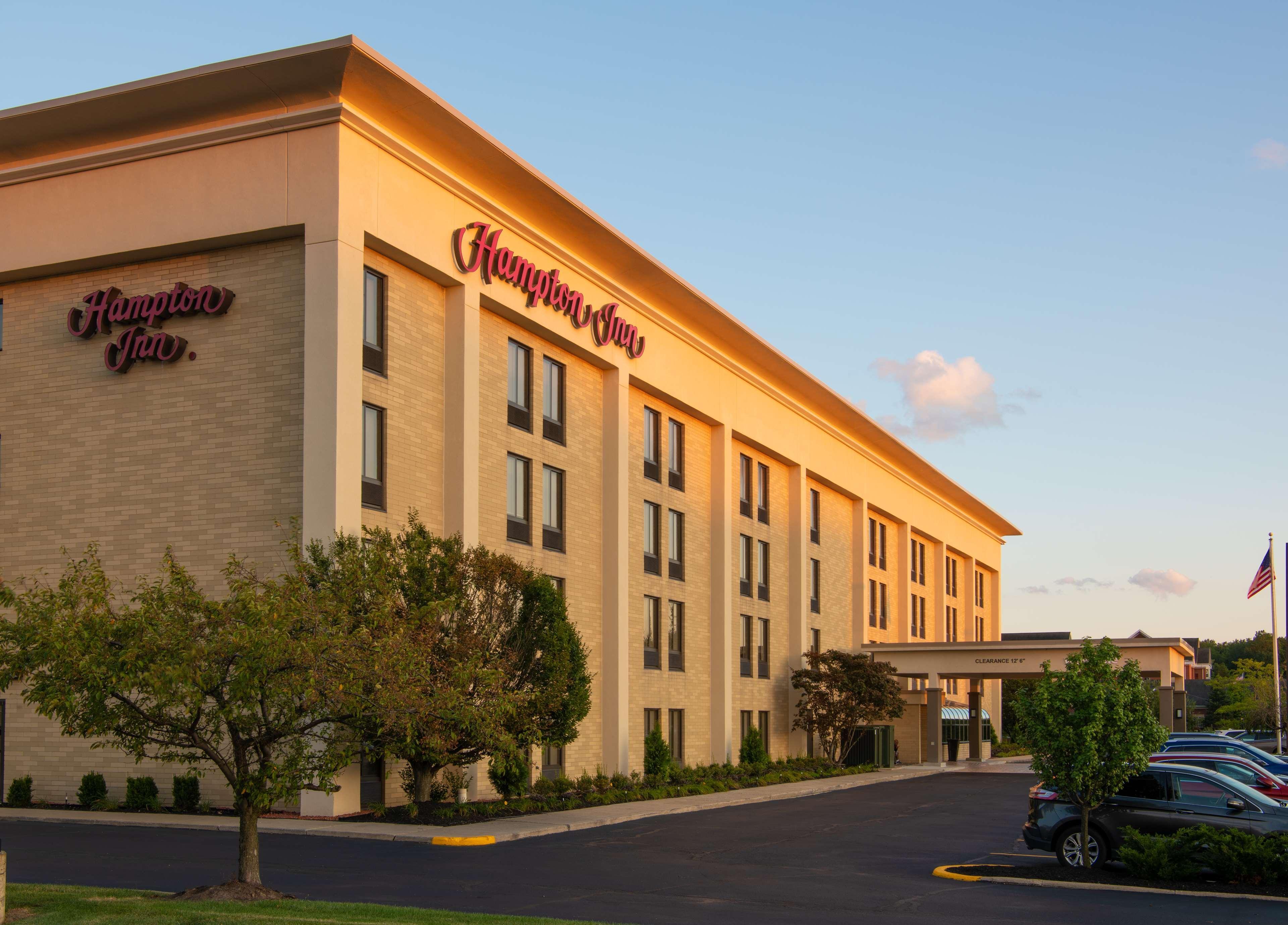 Hampton Inn Cleveland-Solon Bagian luar foto