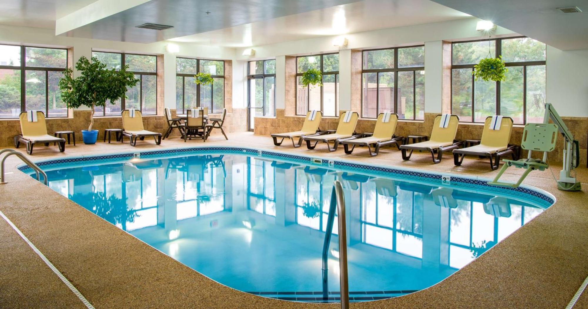 Hampton Inn Cleveland-Solon Bagian luar foto