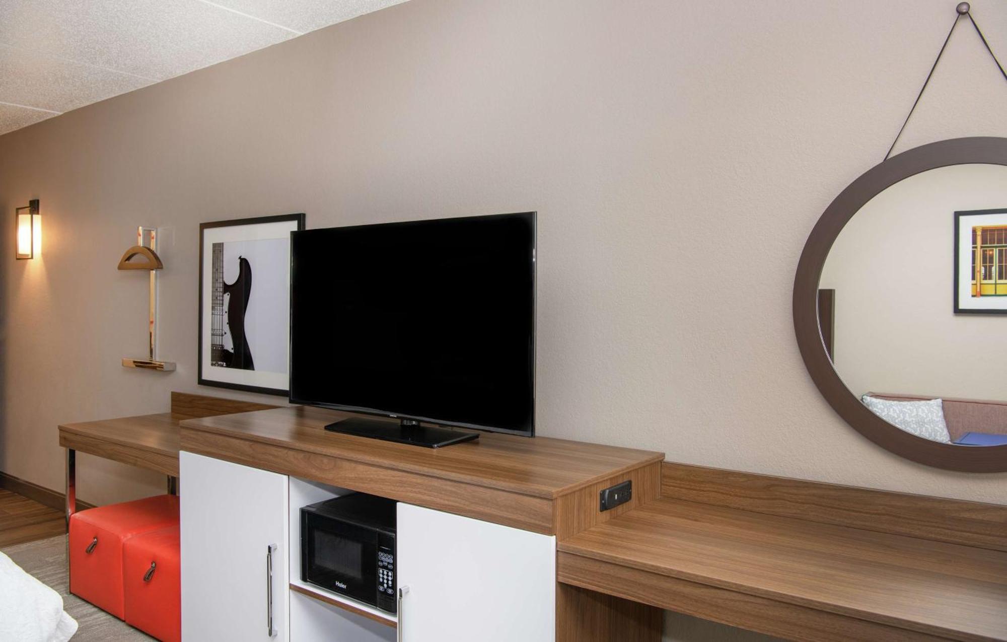 Hampton Inn Cleveland-Solon Bagian luar foto