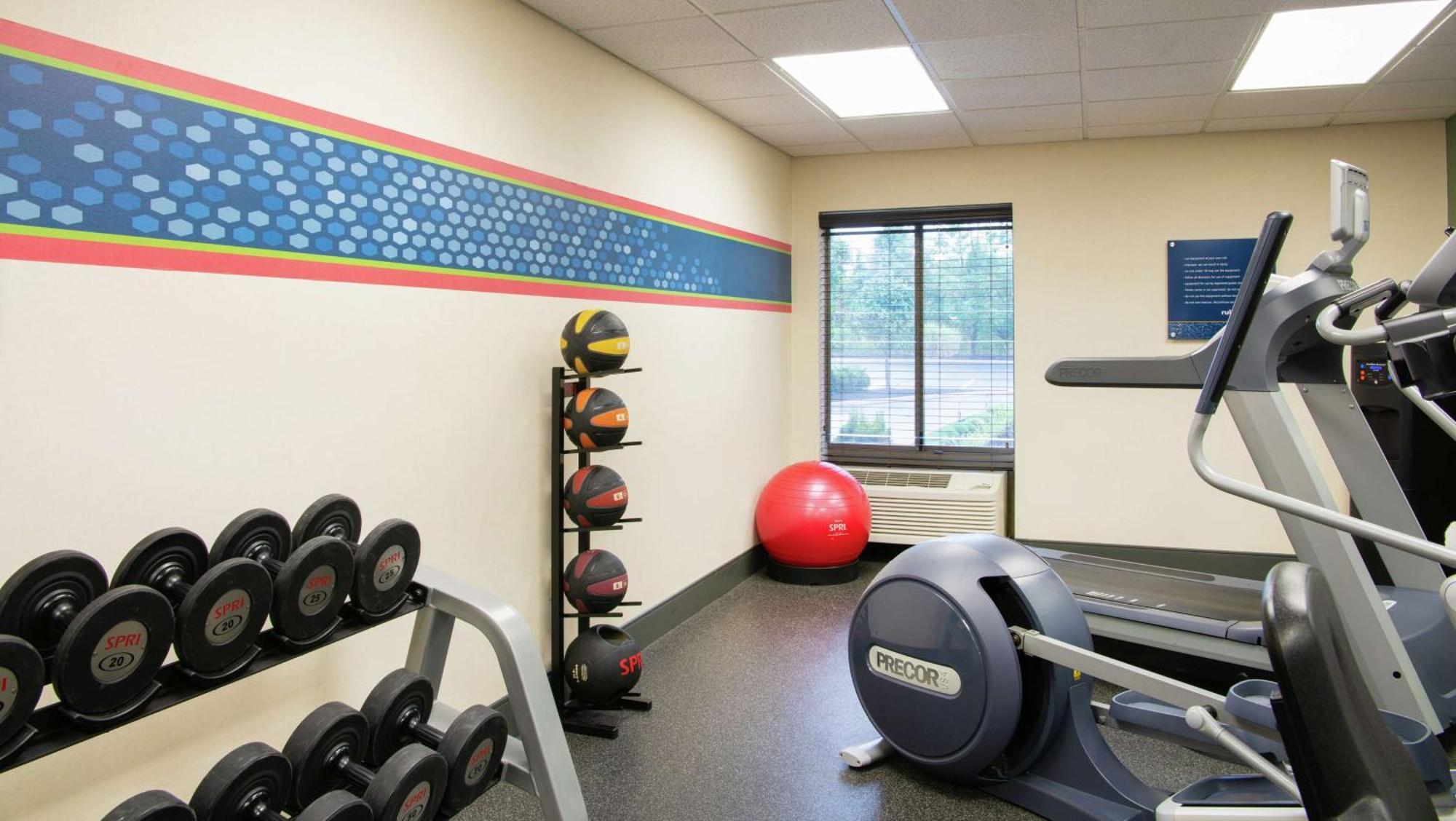 Hampton Inn Cleveland-Solon Bagian luar foto